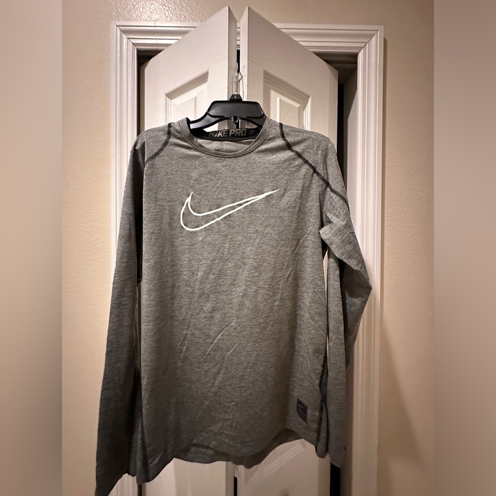 Nike- Nike pro/ dry fit long sleeve